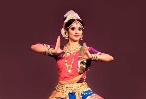 Mohiniyattam performance videos